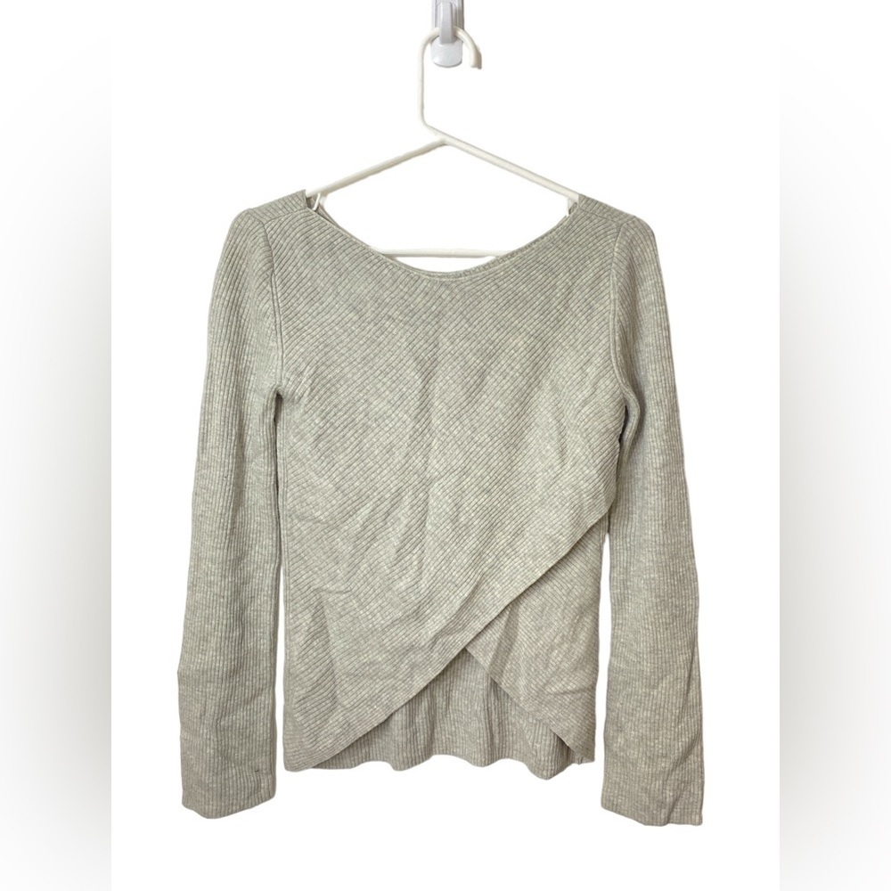 Aritiza Babaton - Kitano Sweater Ribbed Knit Twist Back Minimalist Sweater - Picture 7 of 12
